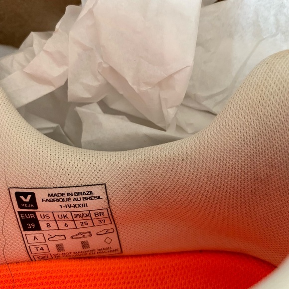 Veja Dekkan Alveomesh Sneaker, Women’s Size 8, Natural with White 🤍 - Picture 7 of 13